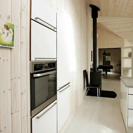 Four-bedroom Holiday In 53 * Blåvand